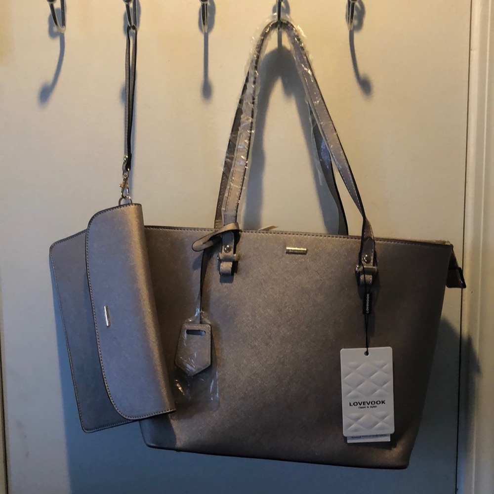LOVEVOOK Gold Structured Tote Leather-like with matching clutch